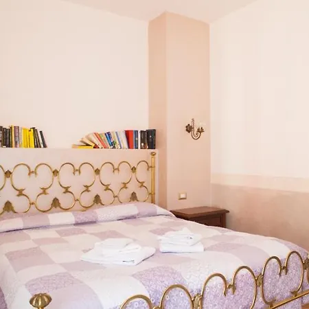 Bed & Breakfast Residenza Lo Sparviero - Carloforte (Isola di San Pietro)