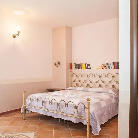 Residenza Lo Sparviero - * Carloforte (Isola di San Pietro)