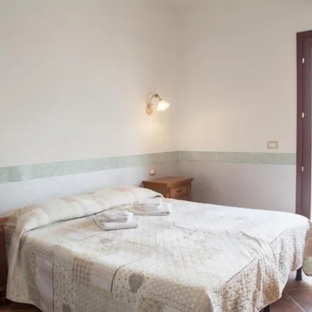 Residenza Lo Sparviero - Nocleg ze śniadaniem